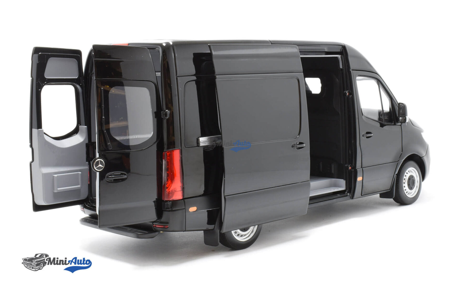 Mercedes Benz Sprinter - 2018 - Black - Image 4