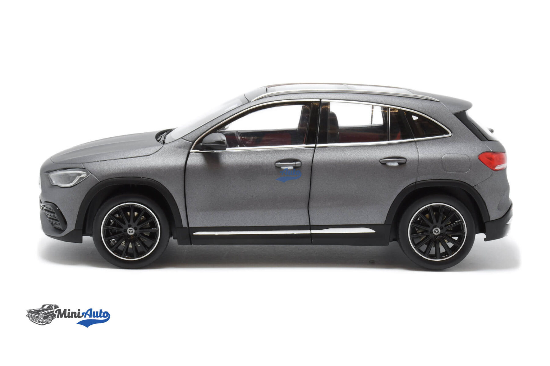 Mercedes Benz GLA H247 - 2020 - Grey - Image 5