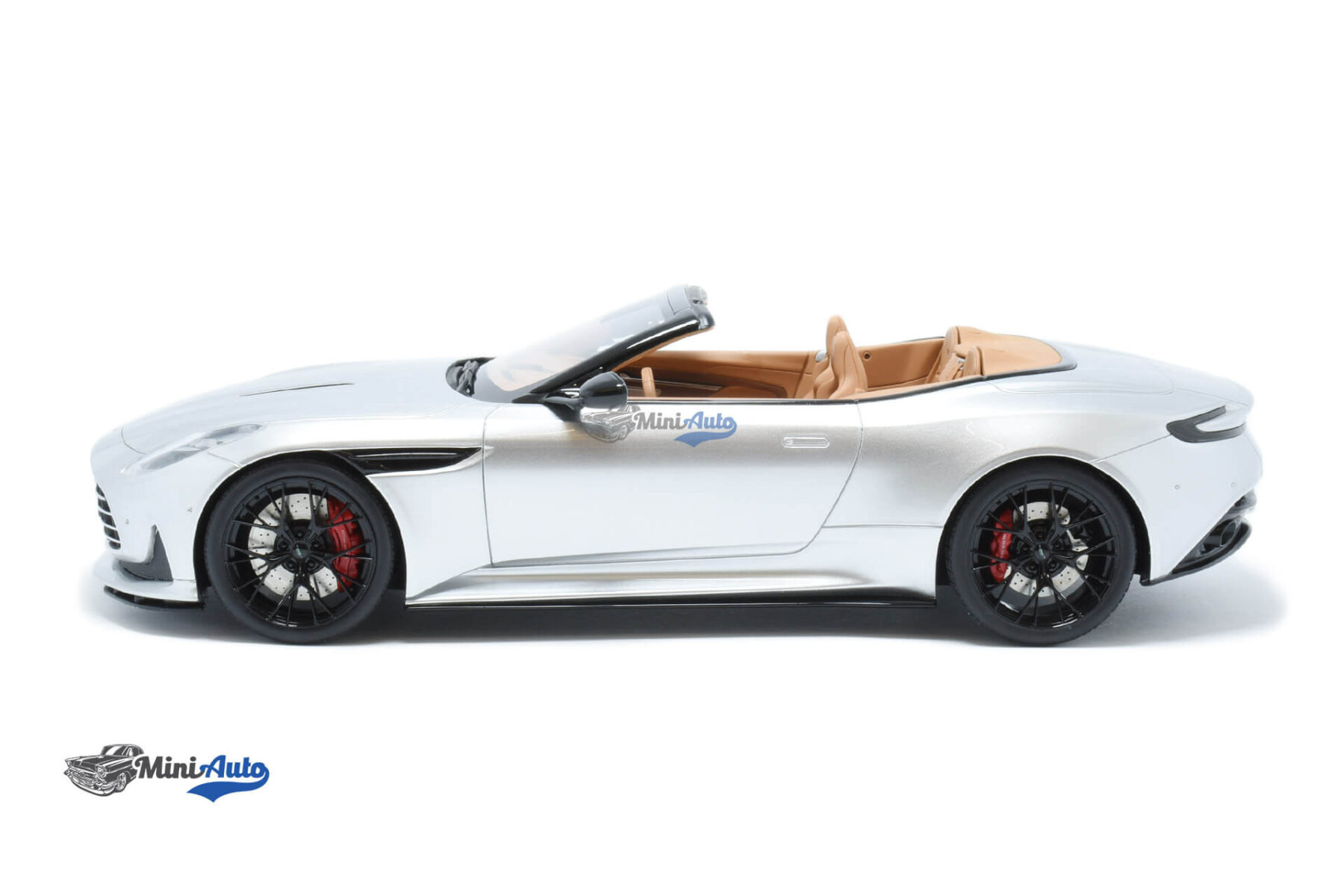 Aston Martin DB12 Volante Limited 999pcs - 2023 - Silver - Image 3