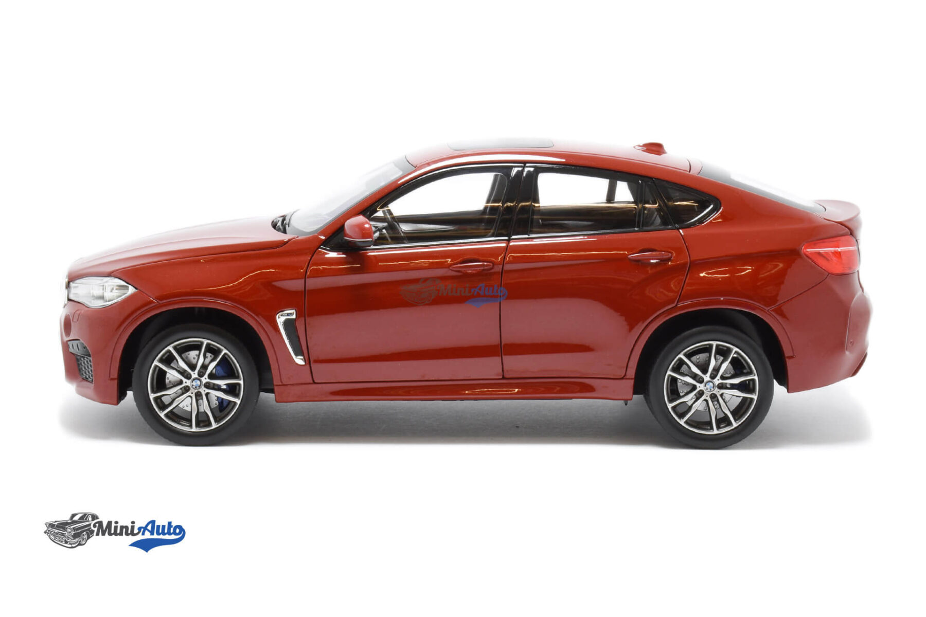 BMW X6 M - 2015 - Red - Image 5