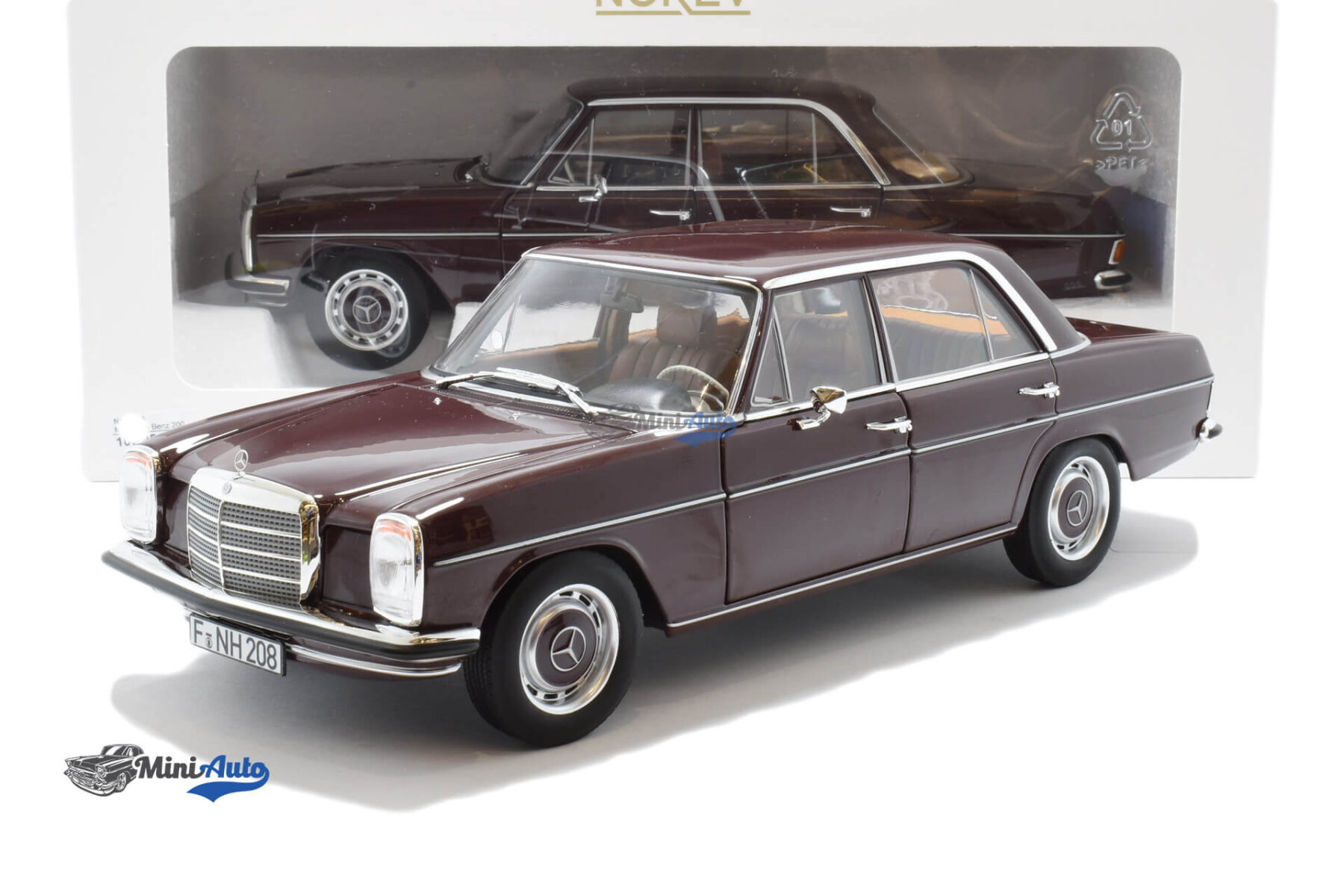 Mercedes Benz 200 W115 - 1968 - Dark Red - Image 6