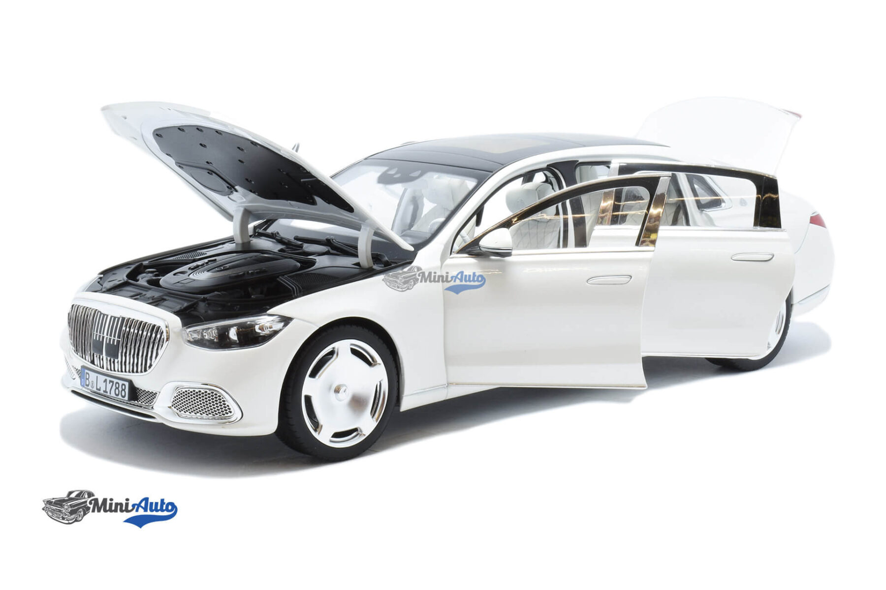 Mercedes Benz S-Class S680 Maybach - 2021 - White - Image 2