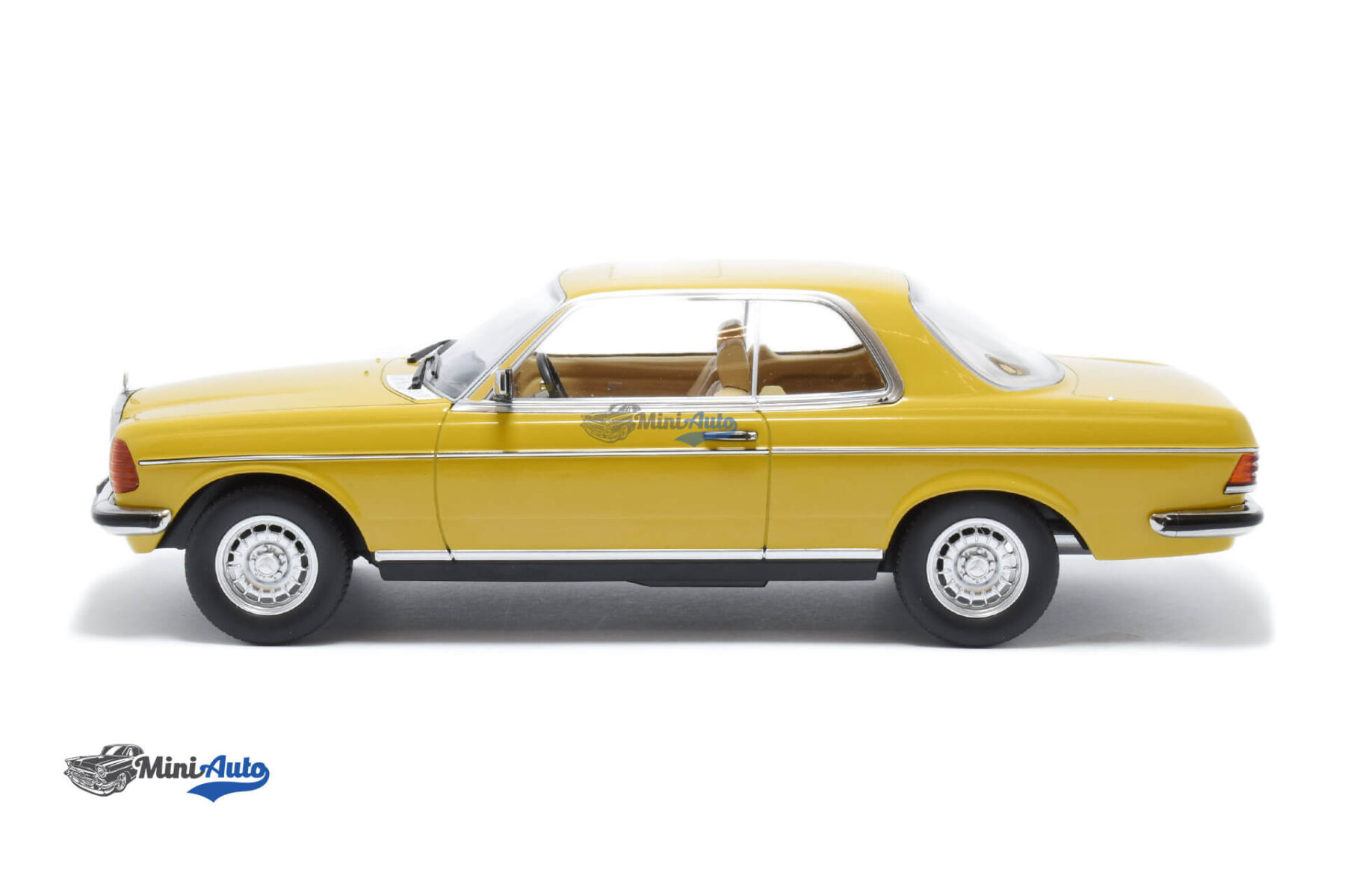 Mercedes Benz C123 280CE - 1980 - Yellow - Image 3