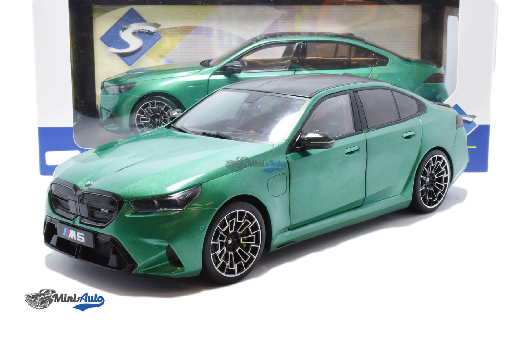 BMW M5 G90 - 2025 - Green - Image 6