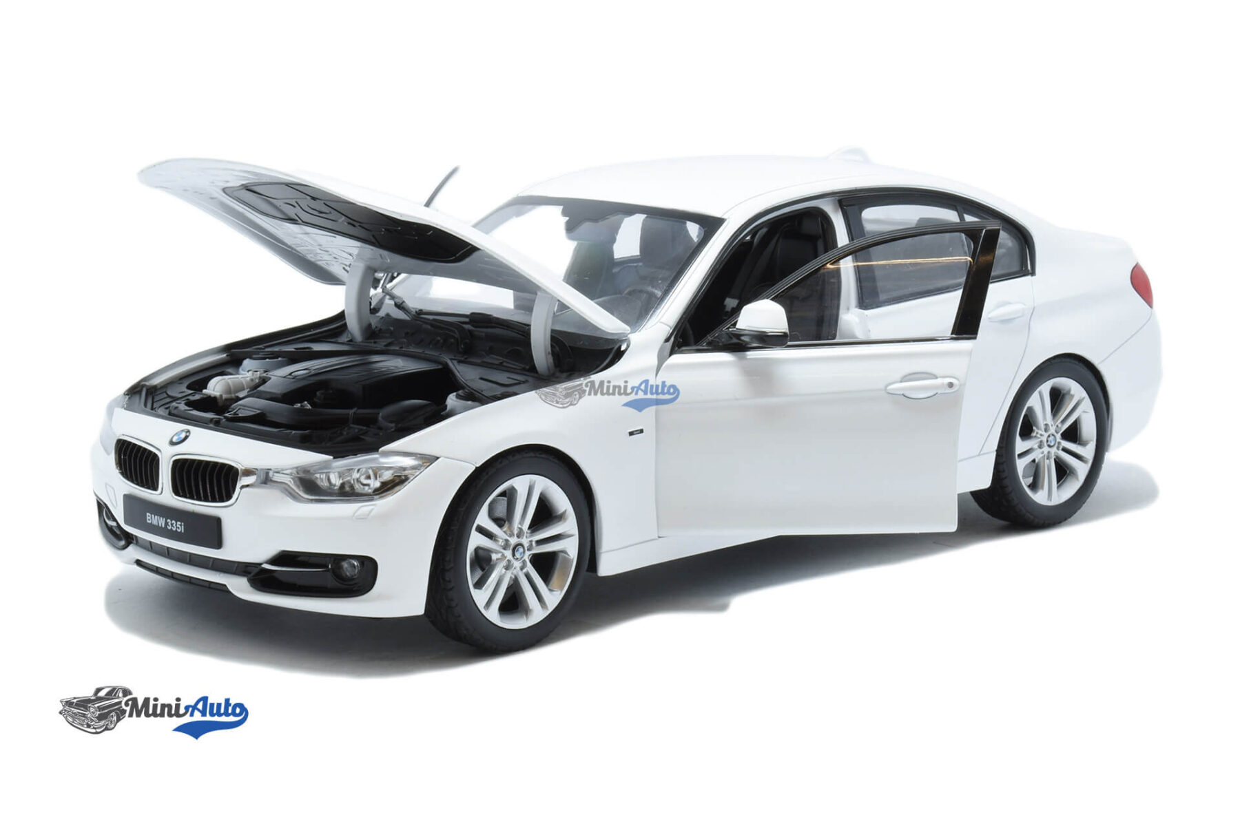 BMW 335i F30 - 2012 - White - Image 2