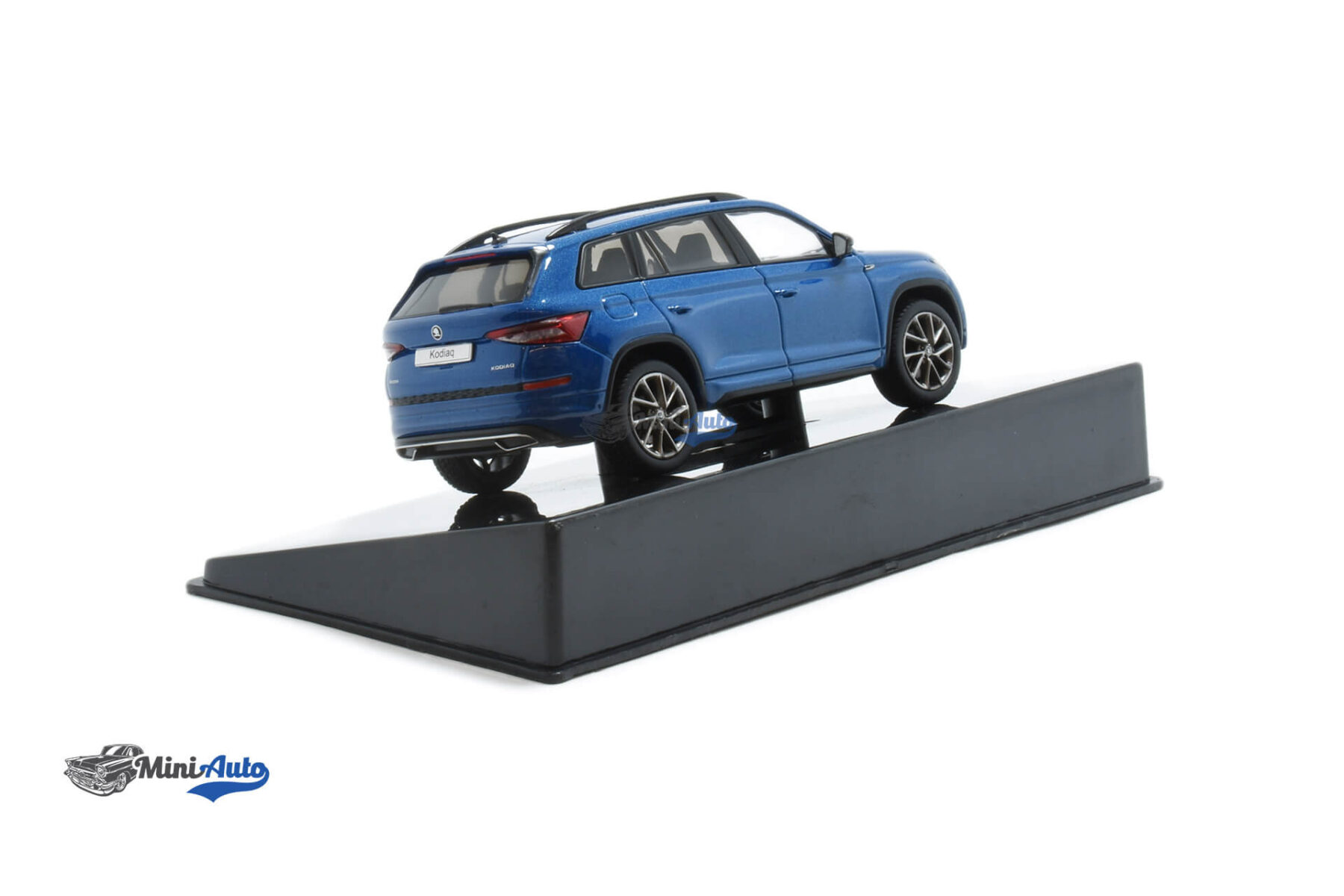 Skoda Kodiaq - 2018 - Blue - Image 2