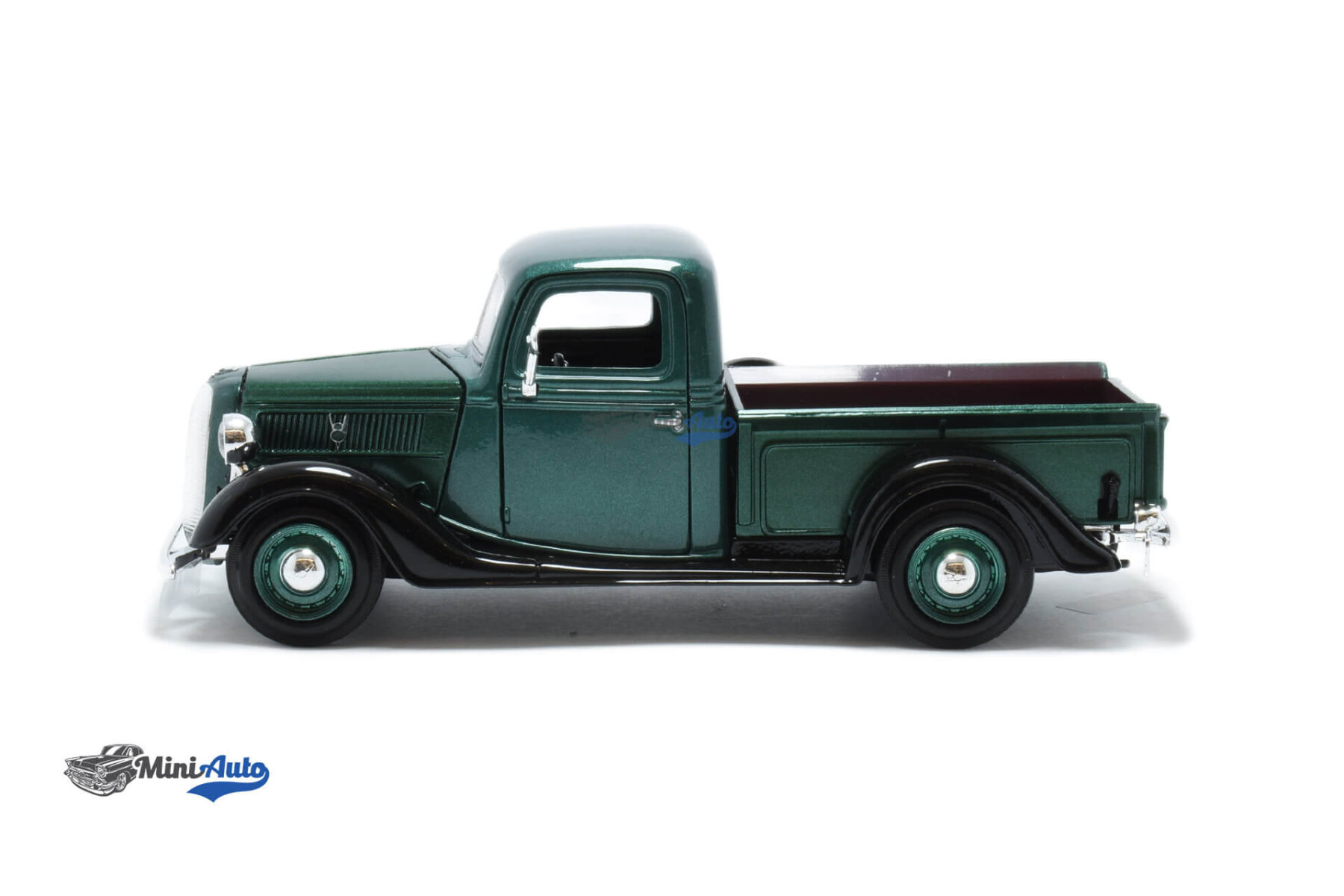 Ford Pick Up - 1937 - Green - Image 5