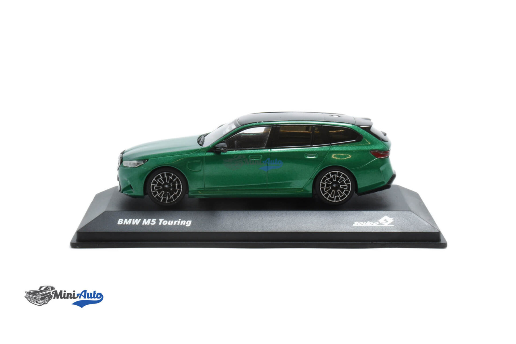 BMW M5 G99 Touring SW - 2024 - Green - Image 3