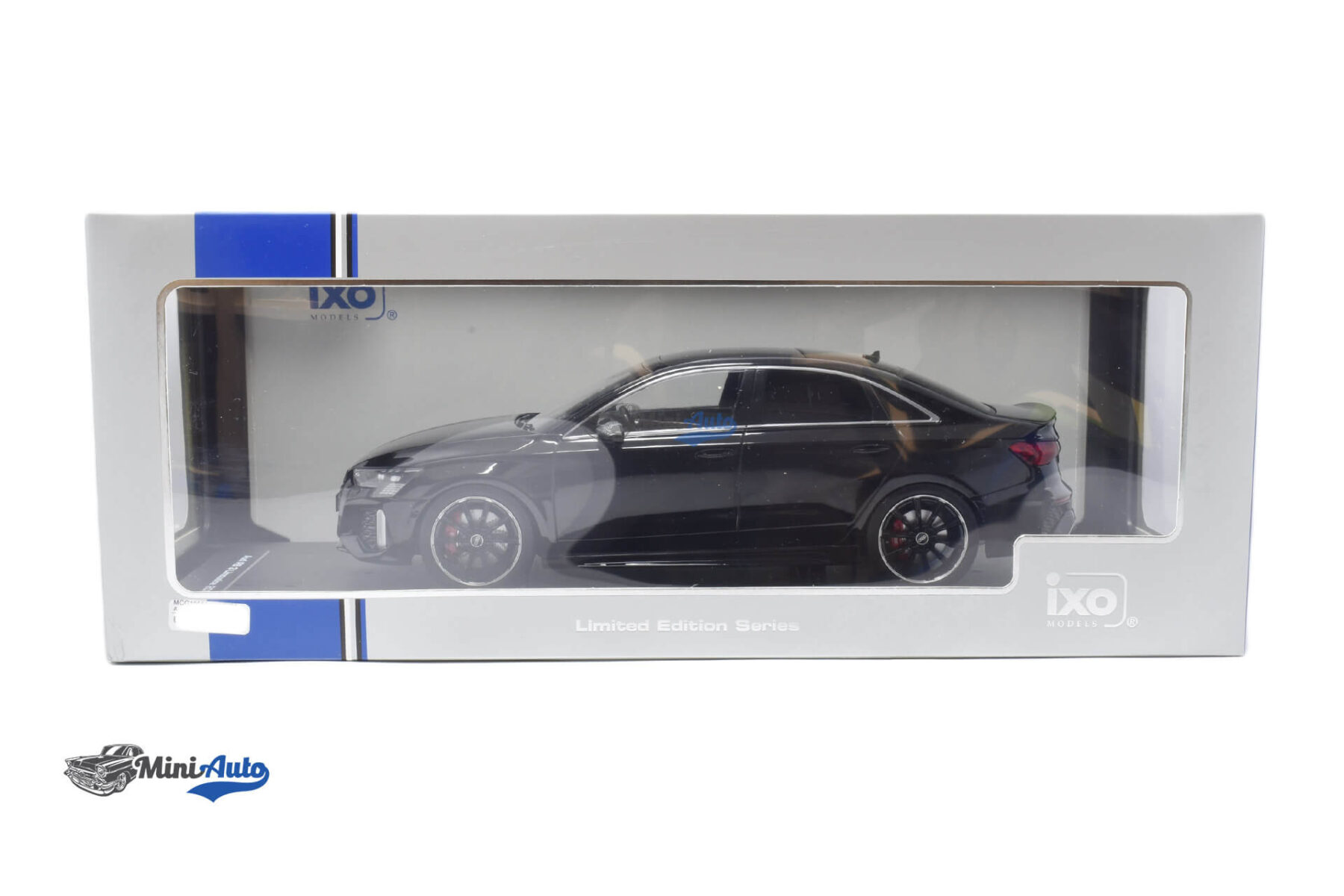 Audi RS3 Limousine - 2022 - Black - Image 4