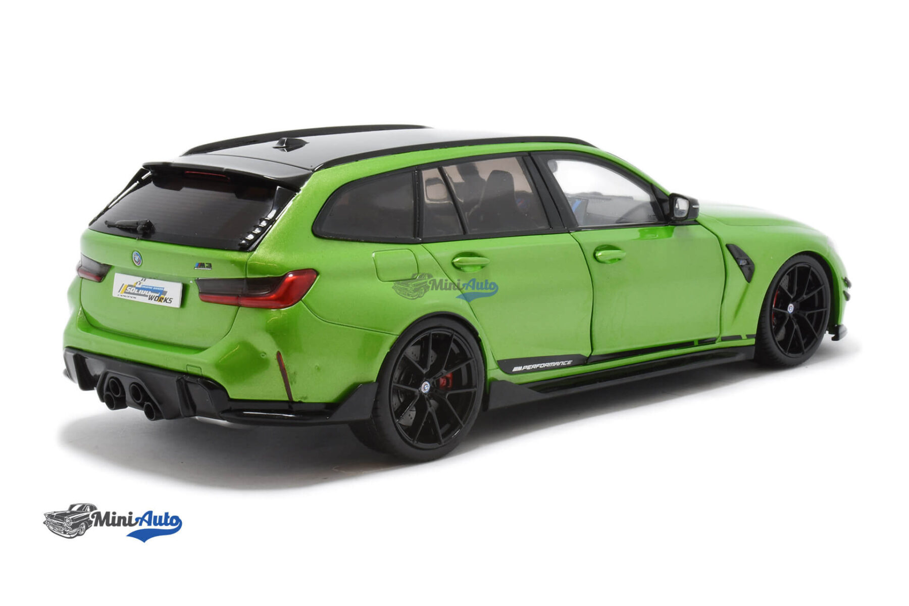 BMW M3 G81 Performance - 2024 - Green - Image 3