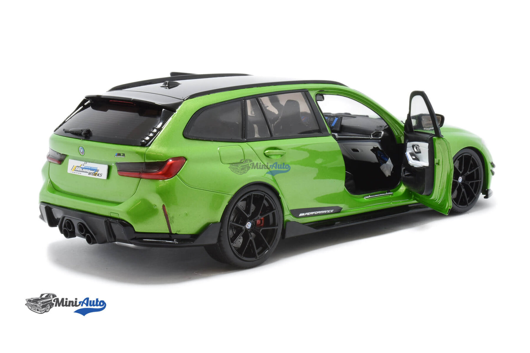 BMW M3 G81 Performance - 2024 - Green - Image 4
