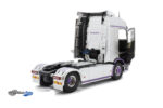 Volvo FH16 750 Globetrotter XL - 2023 - Silver - Image 4