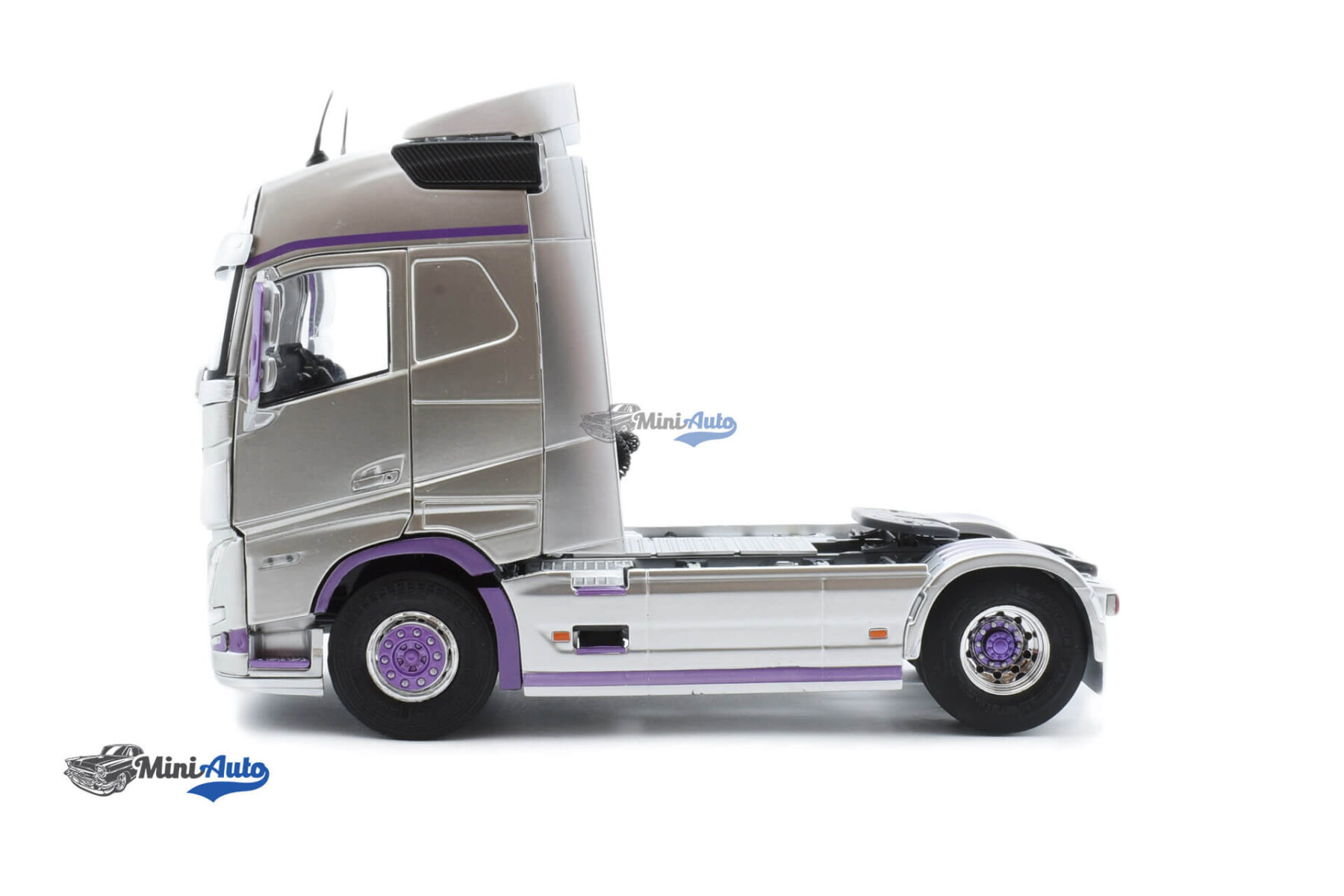 Volvo FH16 750 Globetrotter XL - 2023 - Silver - Image 5
