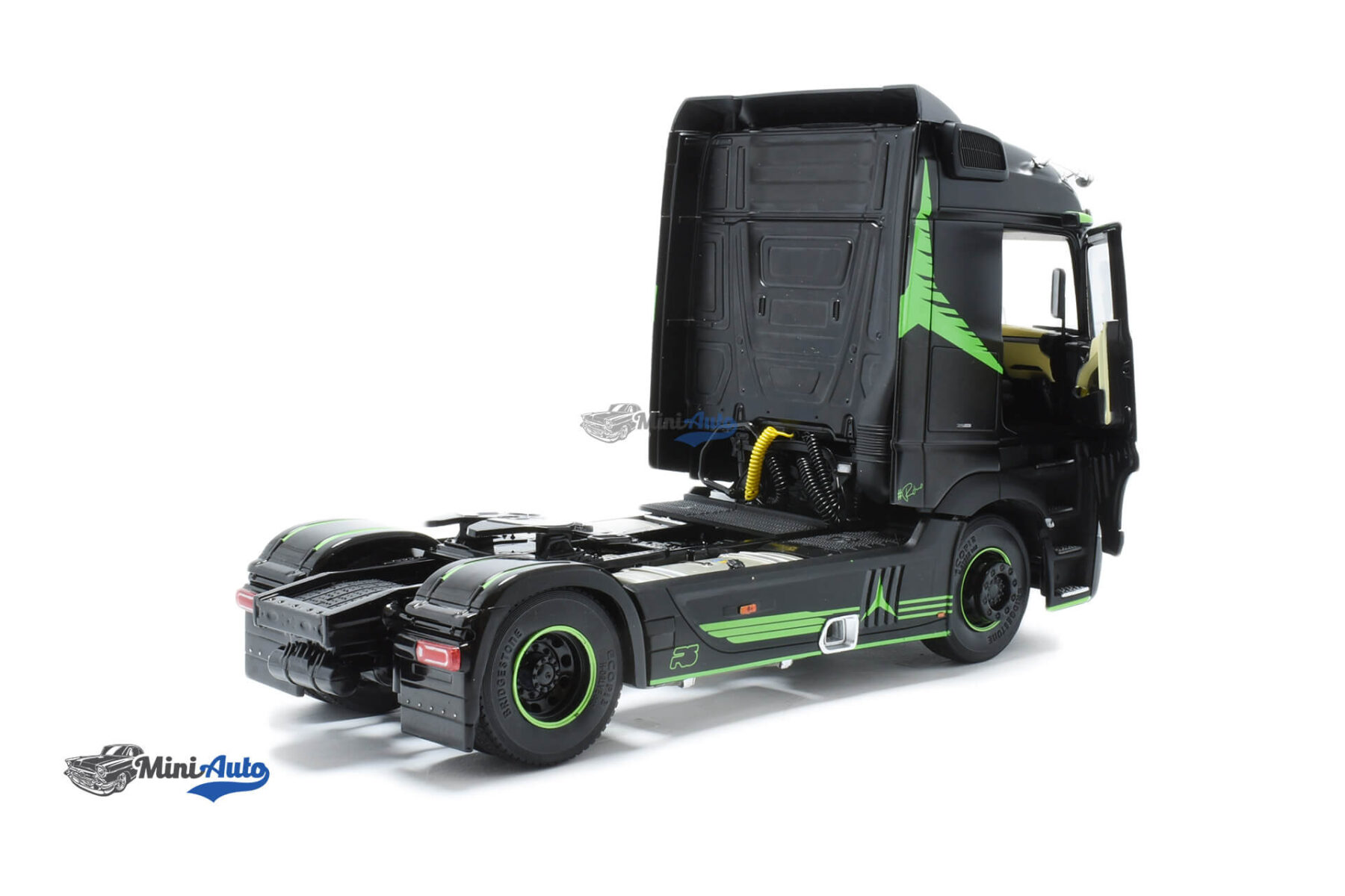 Mercedes Benz Actros L - 2021 - Black - Image 4
