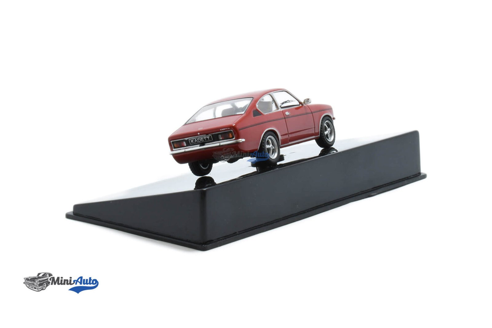 Opel Kadett C Coupe - 1976 - Red - Image 2