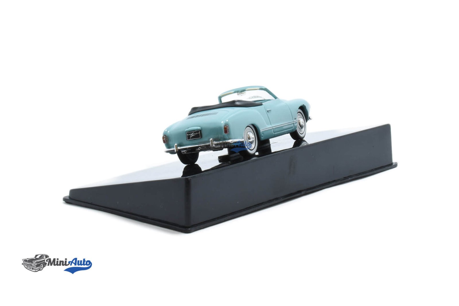 Volkswagen Karmann Ghia - 1955 - Light Blue - Image 2