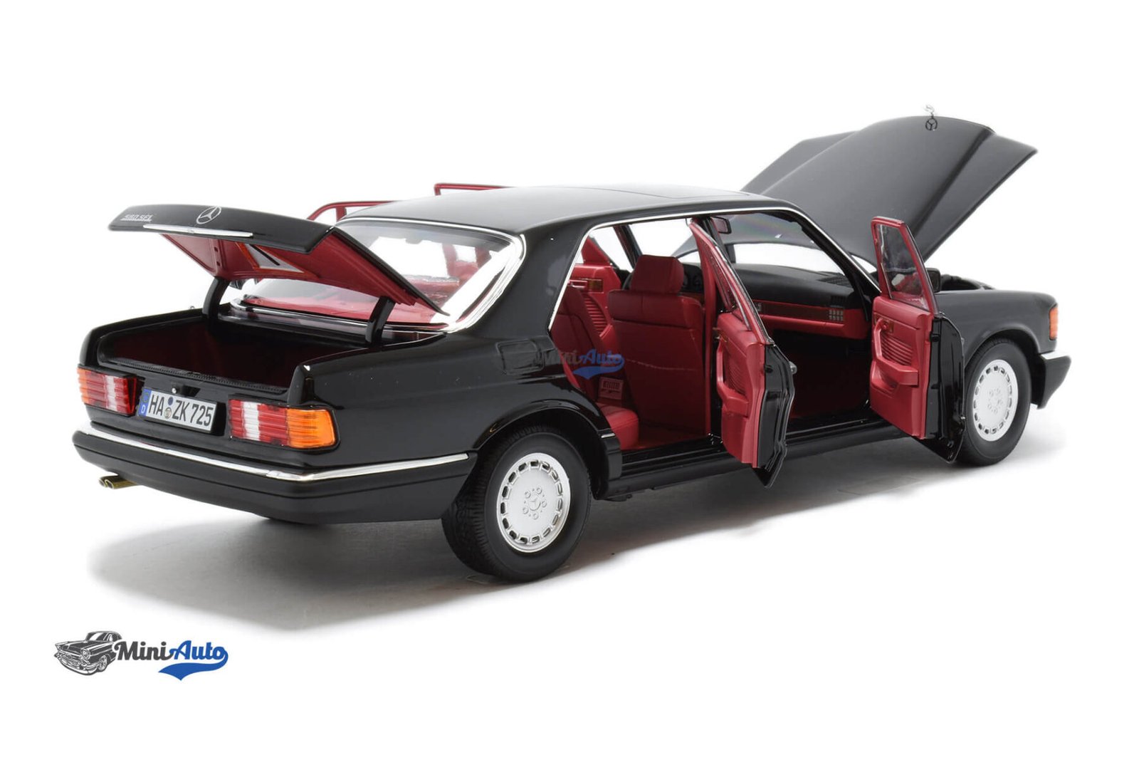 Mercedes Benz S-Class 560SEL W126 - 1991 - Black - Image 4