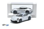 Porsche 911 992 GTS - 2024 - Silver - Image 4