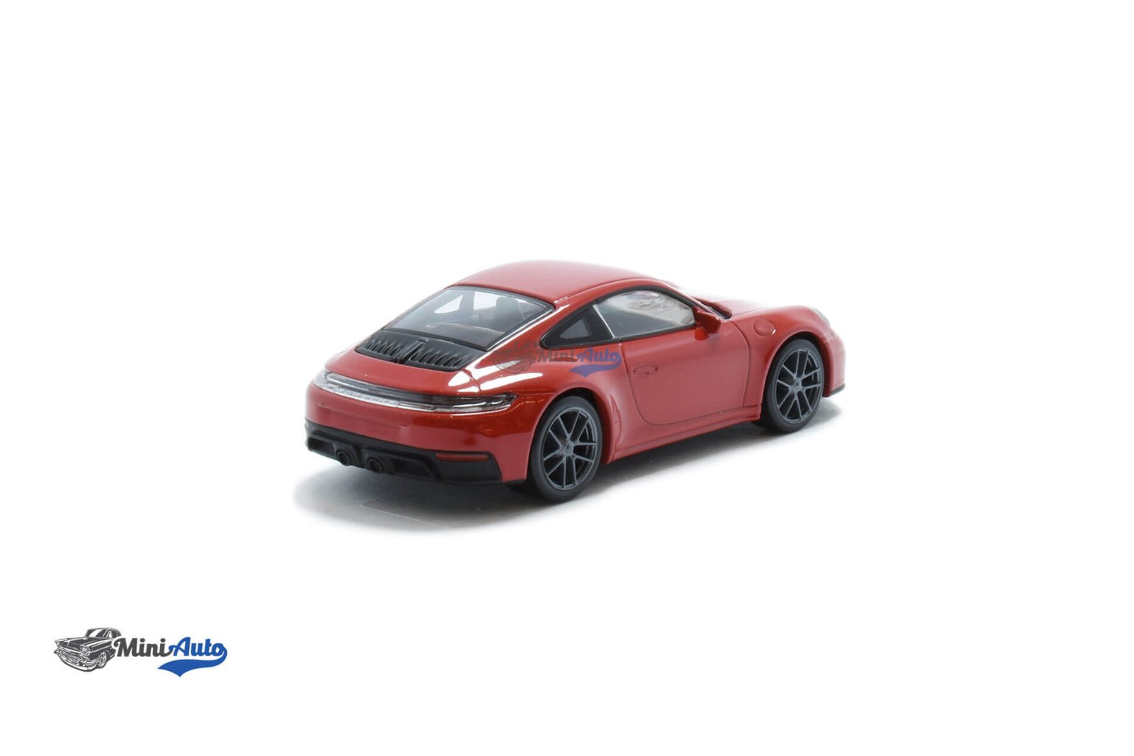 Porsche 911 992 GTS - 2024 - Red - Image 2