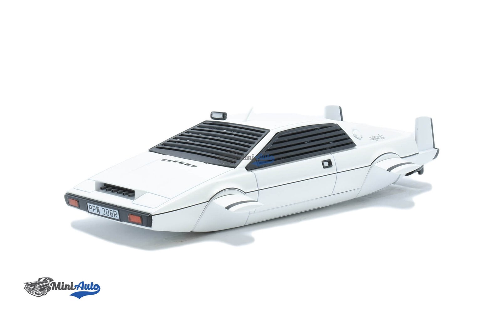 NOVJBVQ003---Lotus-Esprit-JB007---1977---White_1 Lotus Esprit JB007 - 1977 - White - Image 1