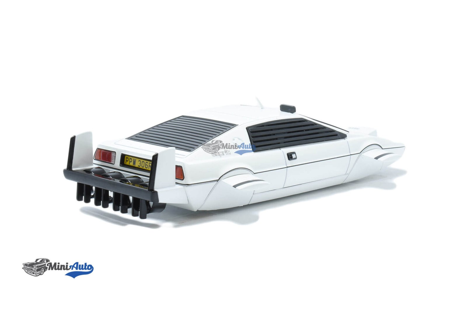 Lotus Esprit JB007 - 1977 - White - Image 2