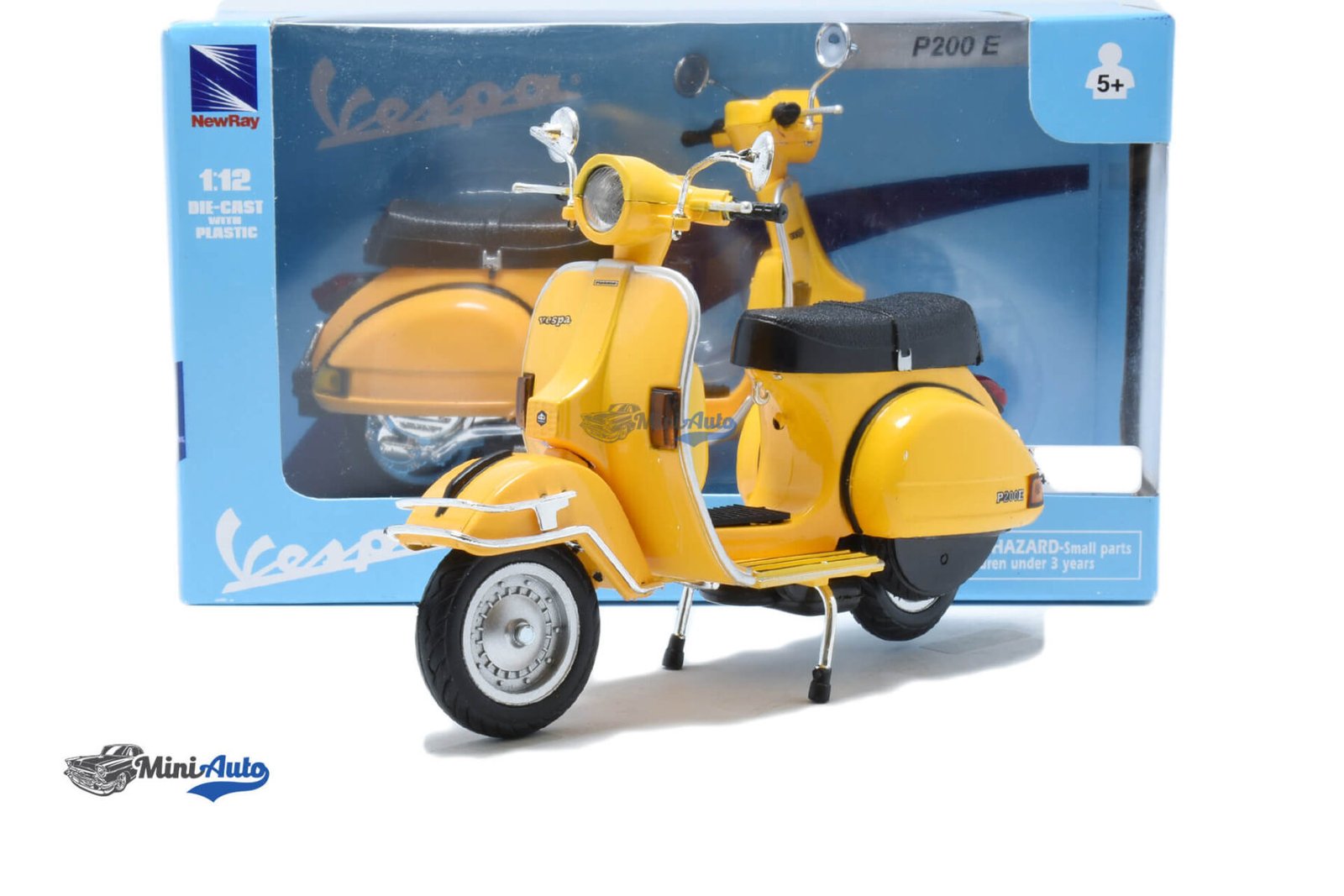 Piaggio Vespa P200E - 1978 - Yellow - Image 4