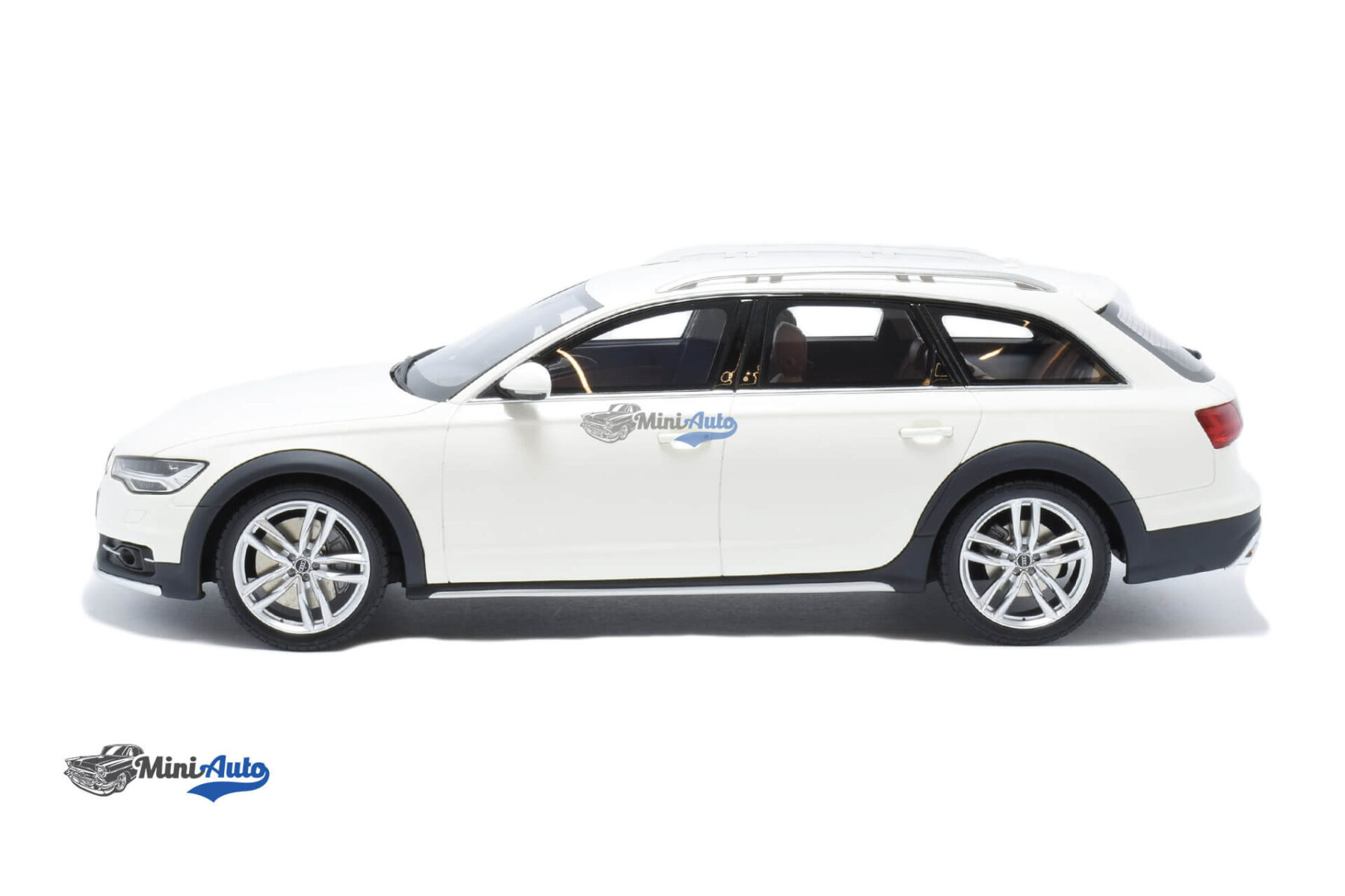 Audi A6 C7 All Road Limited 999pcs - 2015 - White - Image 3