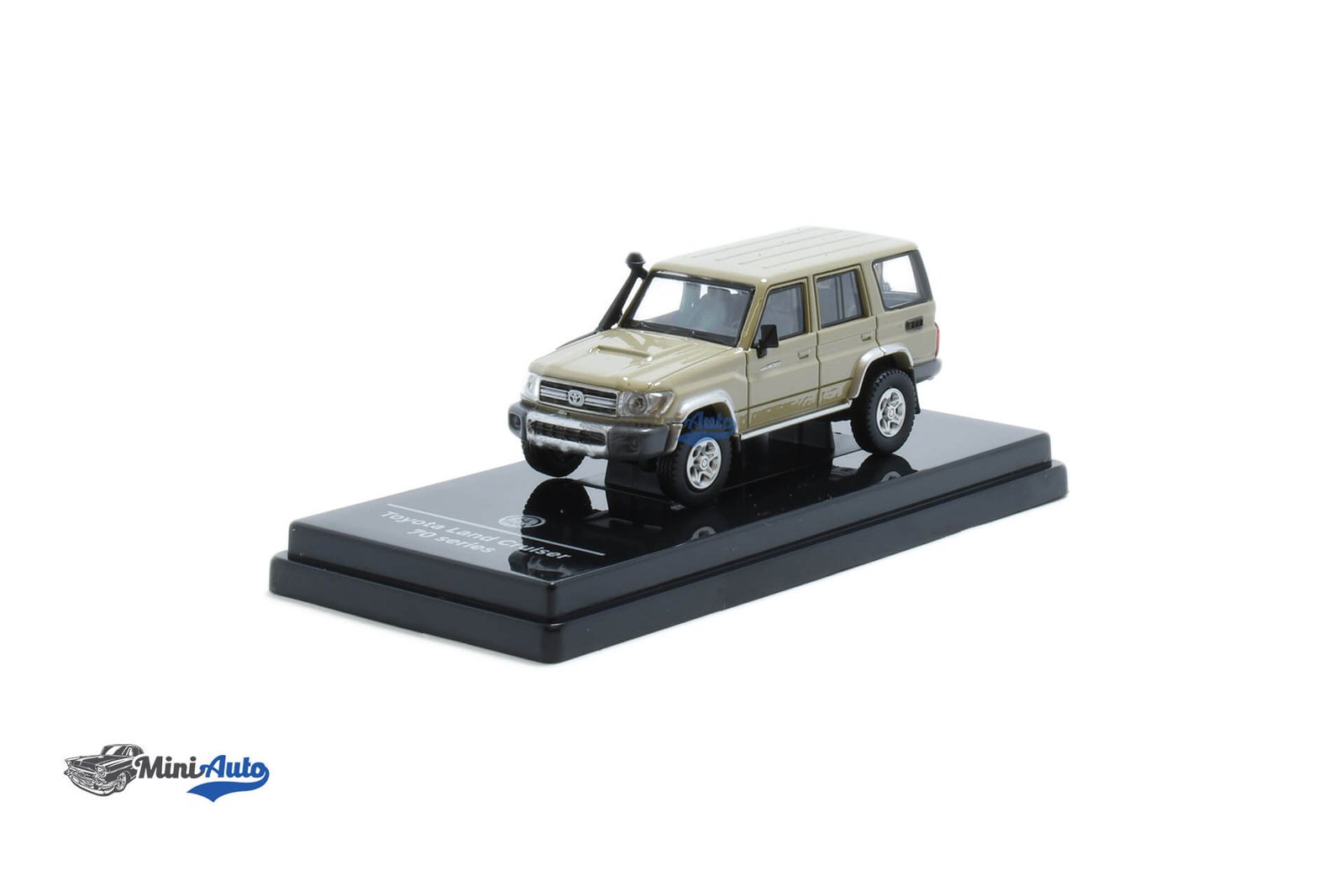 PA55316LHD---Toyota-Land-Cruiser-76---2014---Beige_1 Toyota Land Cruiser 76 - 2014 - Beige - Image 1