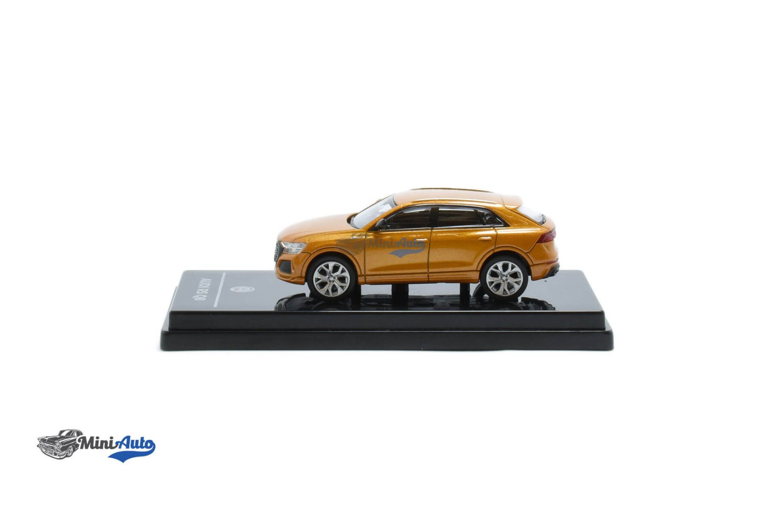 Audi RS Q8 - 2022 - Orange - Image 3
