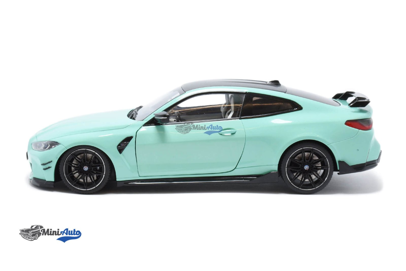 BMW M4 G82 Competition - 2025 - Green - Image 5