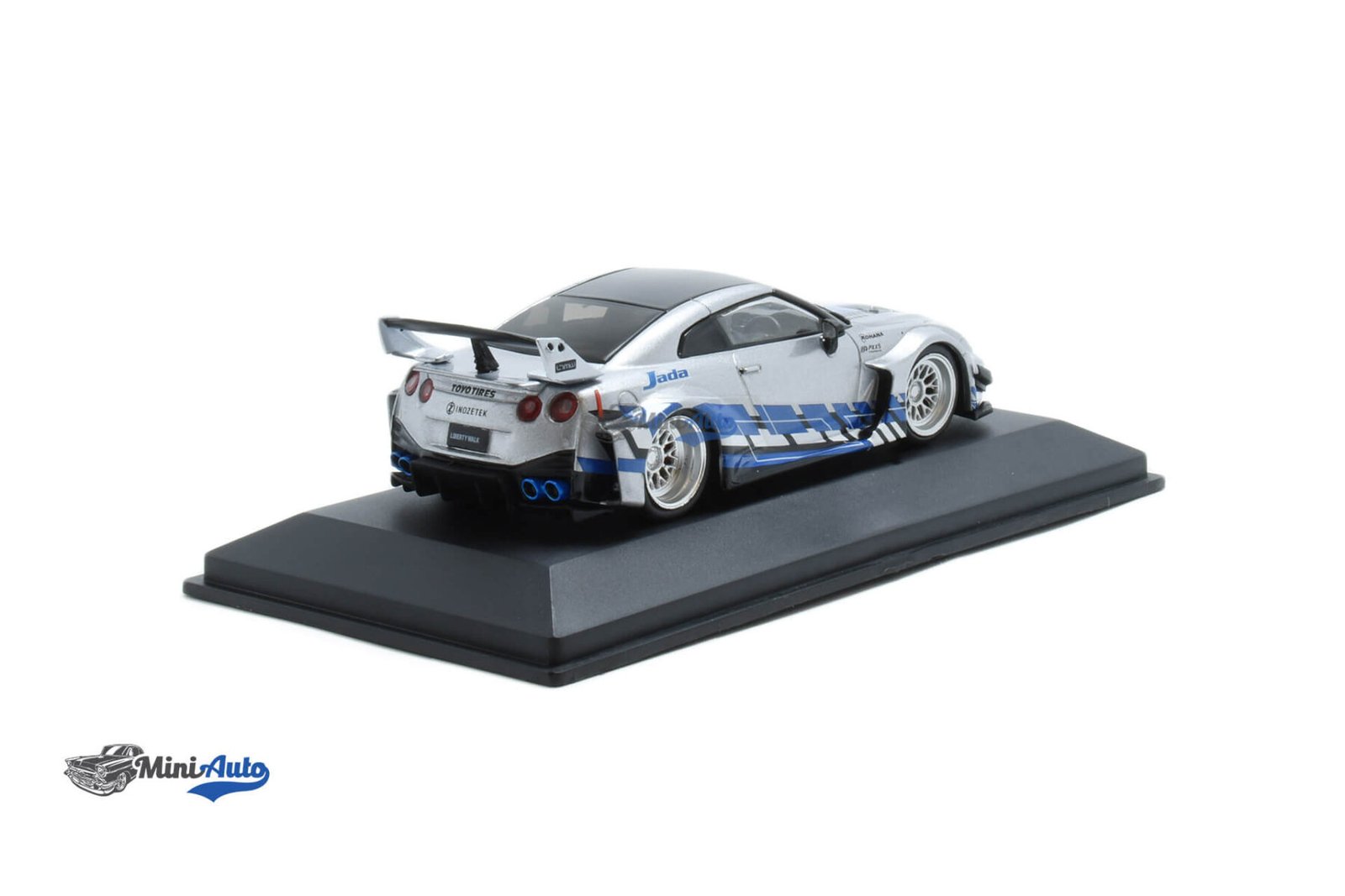 Nissan GT-R R35 LW - 2020 - Silver - Image 2