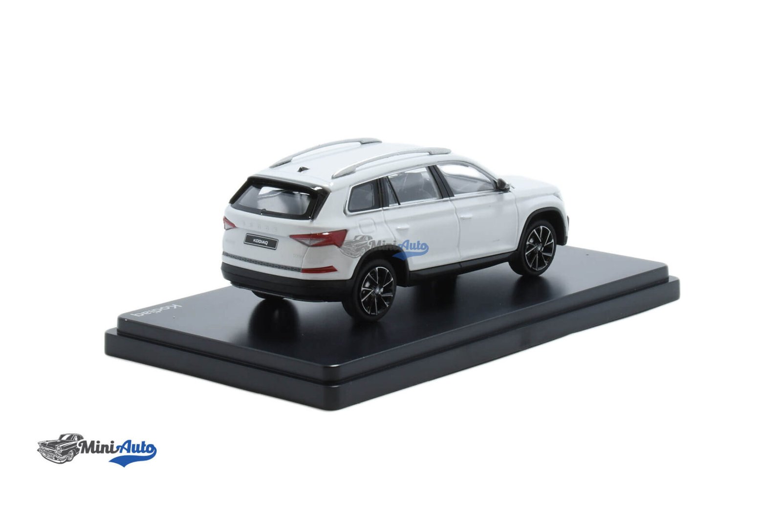 Skoda Kodiaq - 2021 - White - Image 2