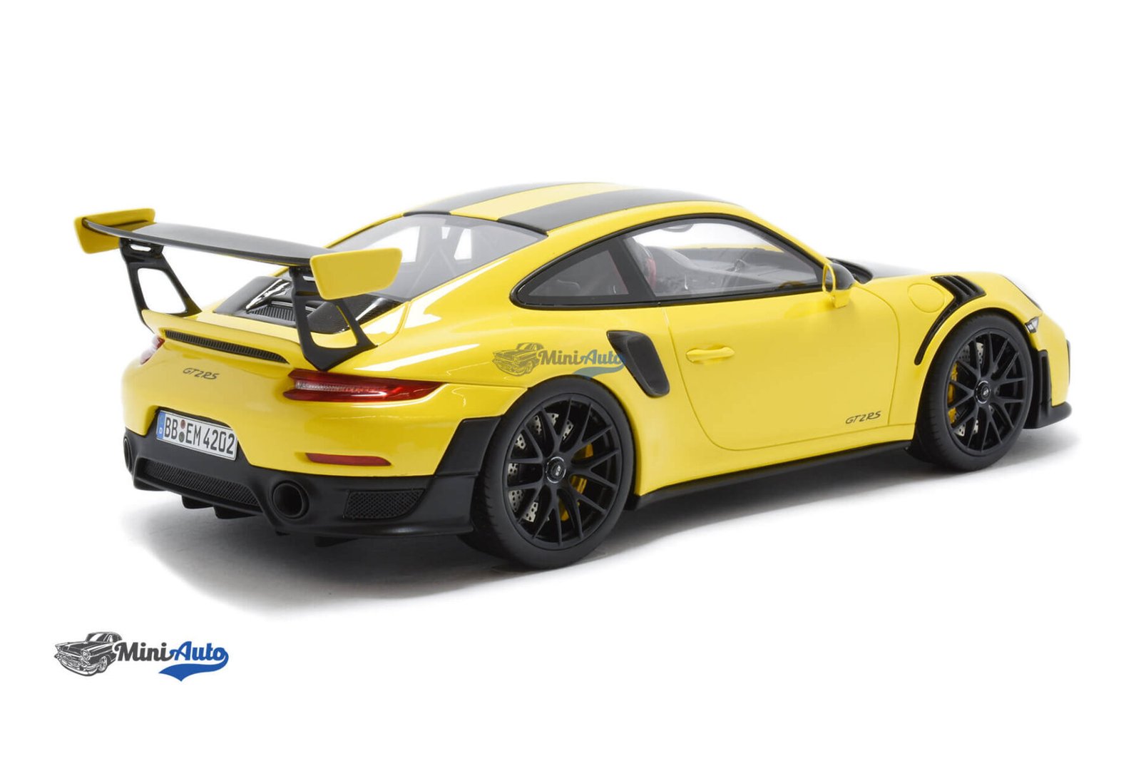 Porsche 911 991.2 GT2 RS Nurburgring Lap Record Limited 999pcs - 2017 - Yellow - Image 2