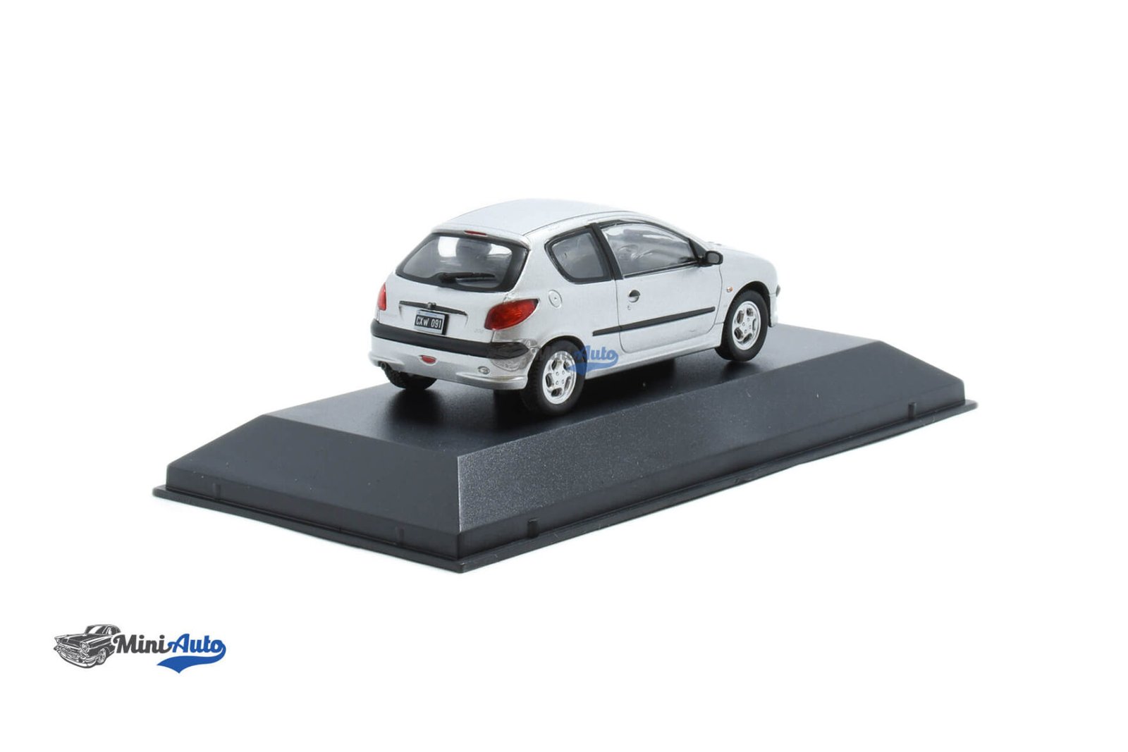 Peugeot 206 - 1999 - Silver - Image 2