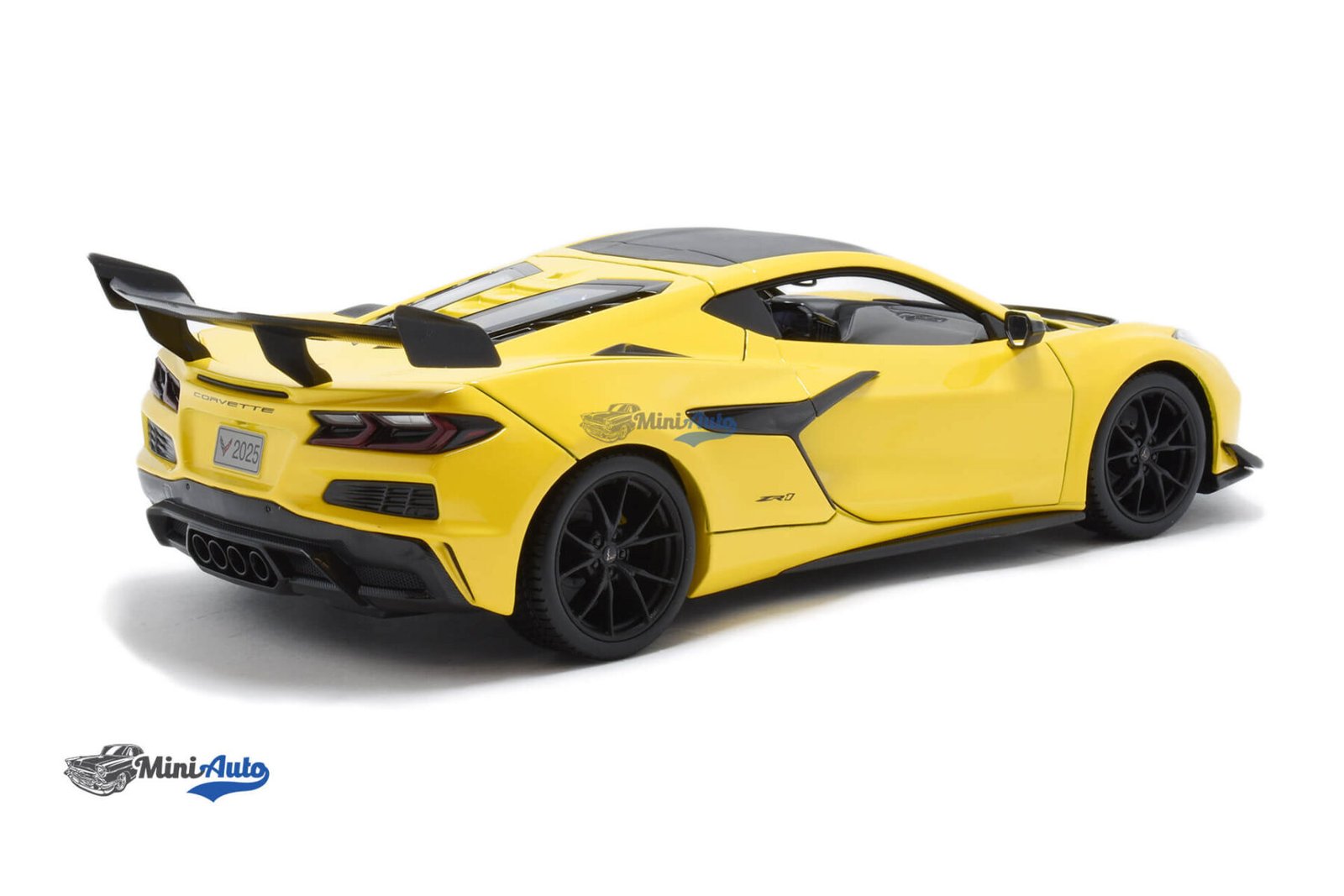 Chevrolet Corvette ZR1 - 2024 - Yellow - Image 3