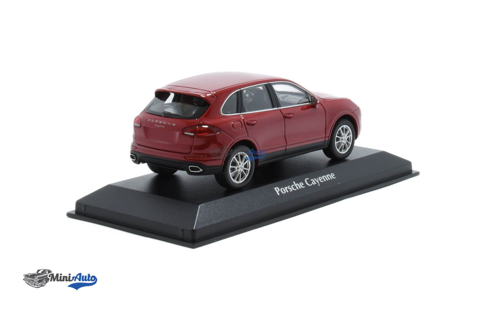 Porsche Cayenne - 2014 - Red - Image 2