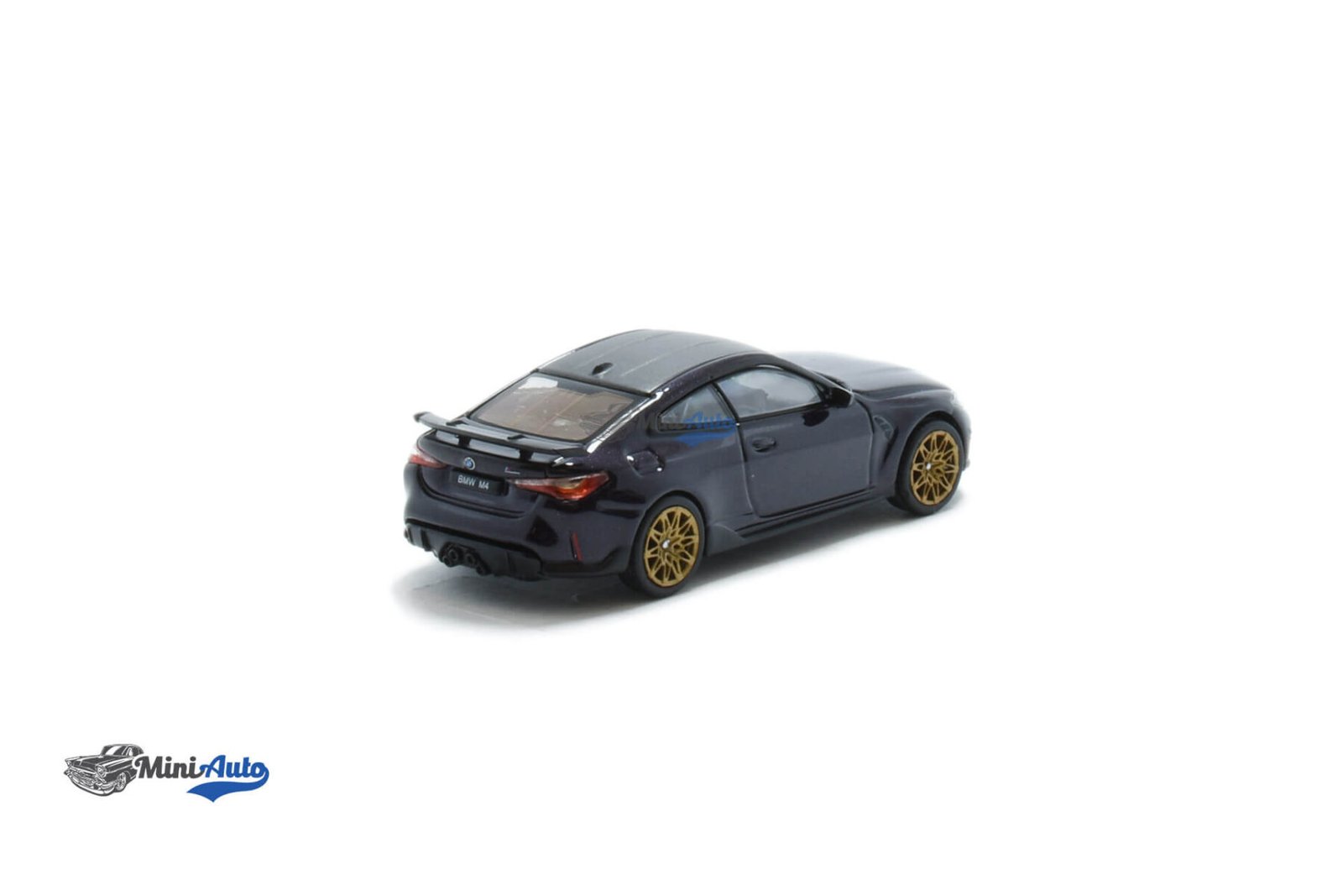 BMW M4 Performance G82 - 2025 - Violet - Image 2