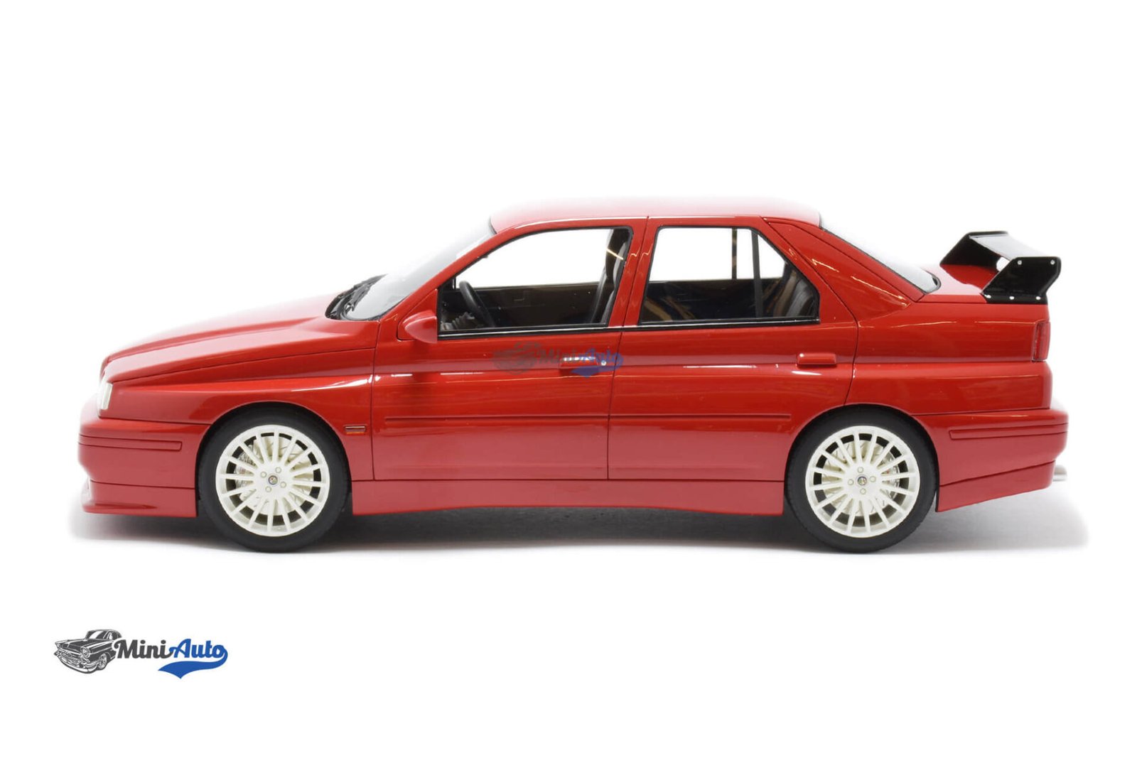 Alfa Romeo 155 GTA - 1993 - Red - Image 3