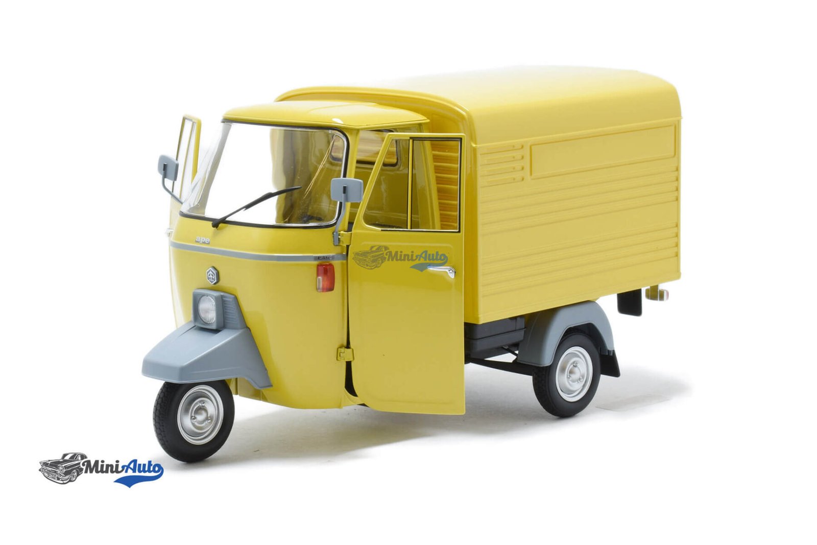 Piaggio APE P501 Van - 1979 - Yellow - Image 2