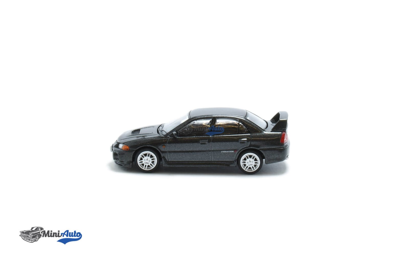 Mitsubishi Lancer Evolution IV - 1990 - Grey - Image 4
