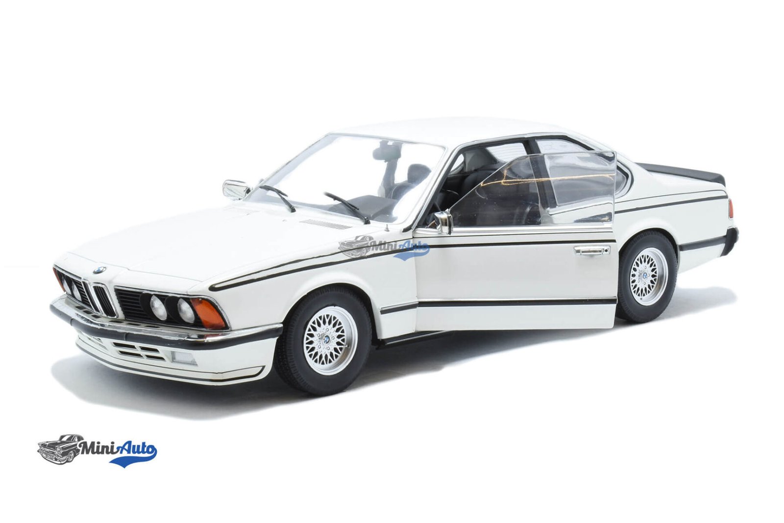 BMW E24 635 CSi - 1984 - White - Image 2