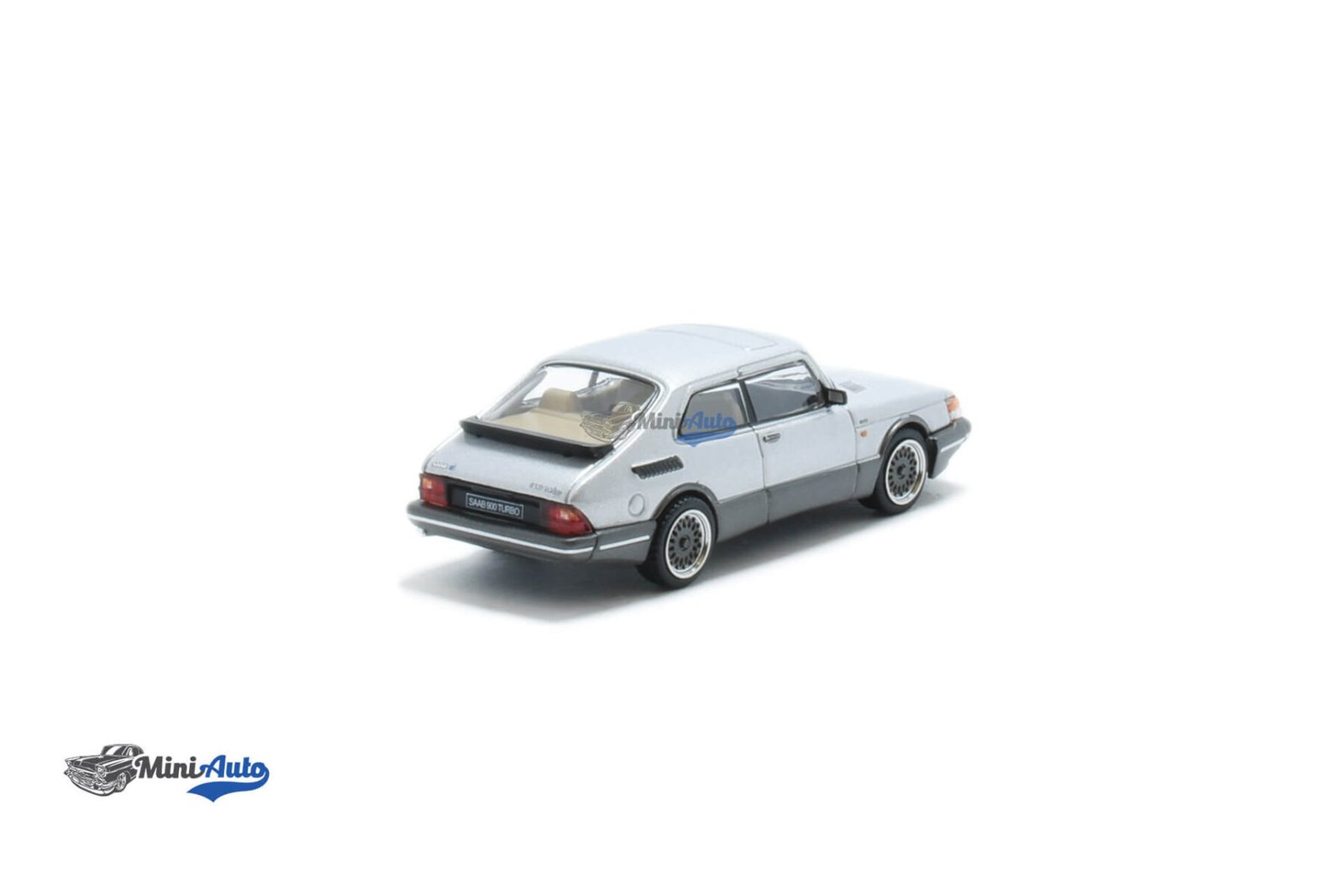 Saab 900 Turbo - 1988 - Silver - Image 2