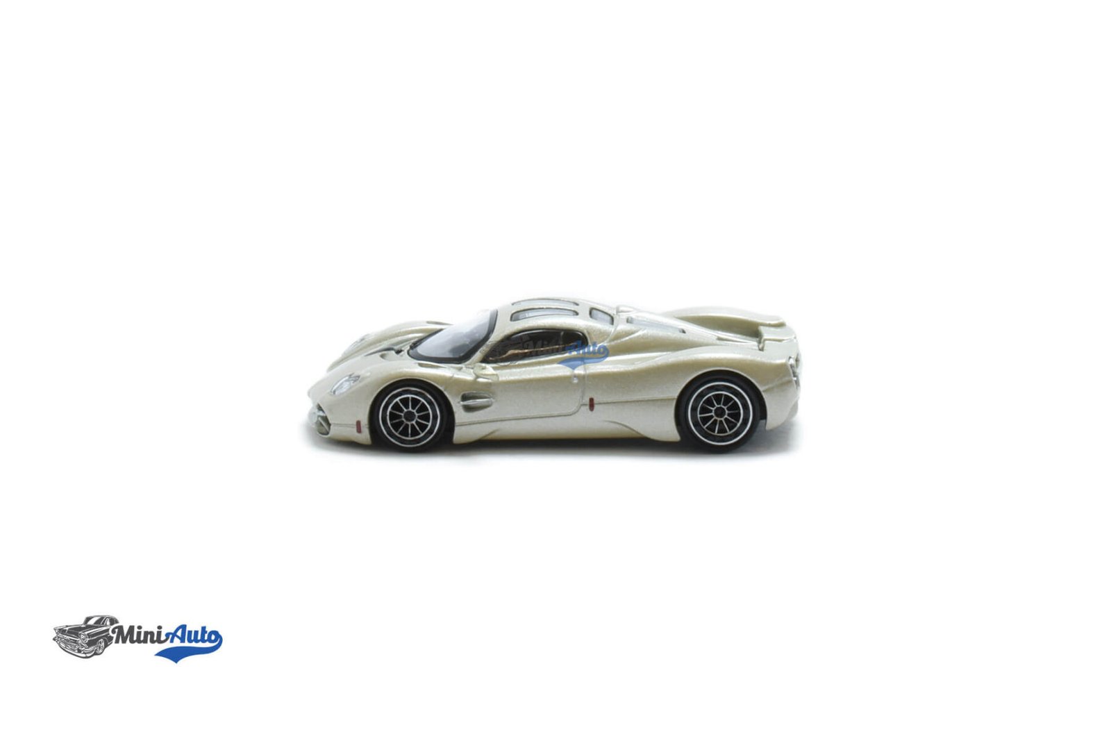 Pagani Utopia - 2022 - Beige - Image 3