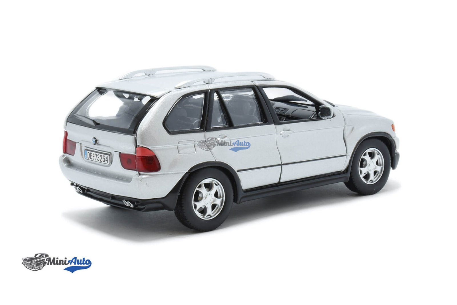 BMW X5 E53 - 2000 - Silver - Image 4